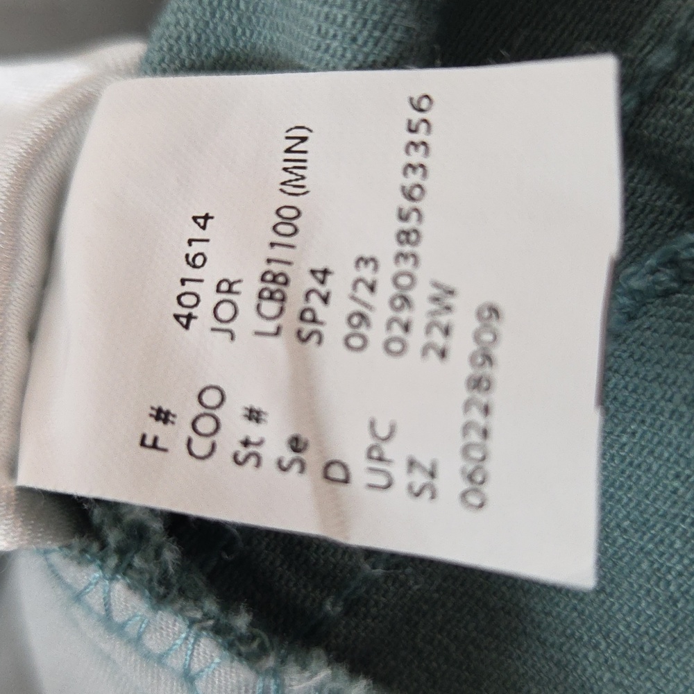 Code Bleu Womans 22W Capri Teal Button-Accent Cla… - image 11